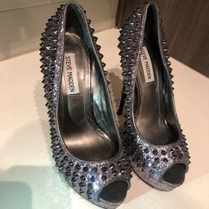 Steve Madden Peep Toe Pump